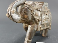 Antieke hout met koperen beklede olifant