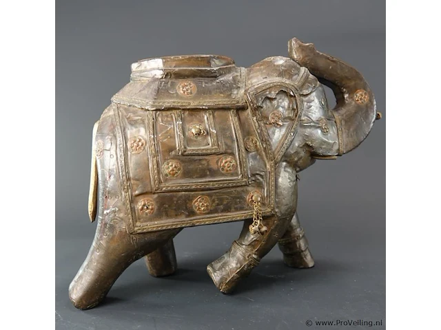 Antieke hout met koperen beklede olifant - afbeelding 5 van  10