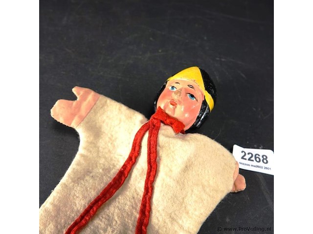 Antieke houten handpop - afbeelding 2 van  5