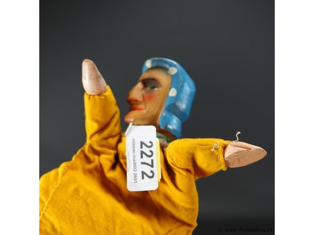 Antieke houten handpop - afbeelding 3 van  5