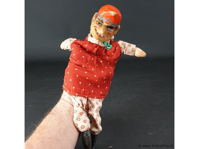 Antieke houten handpop - afbeelding 1 van  5