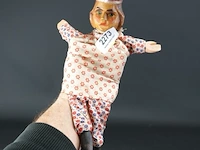 Antieke houten handpop