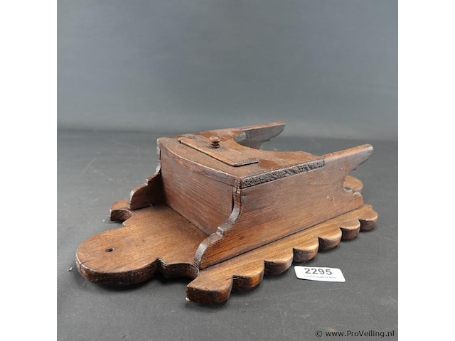 Antieke houten zoutbak - afbeelding 1 van  5