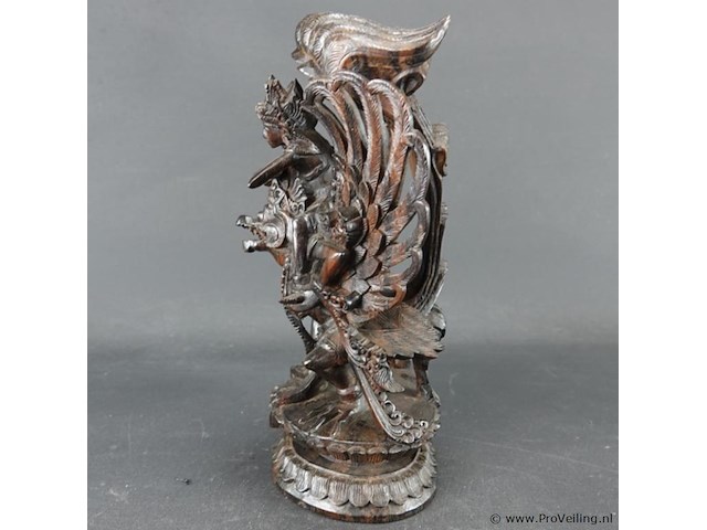 Antieke in hardhout gesneden garuda - afbeelding 3 van  5