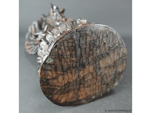 Antieke in hardhout gesneden garuda - afbeelding 5 van  5