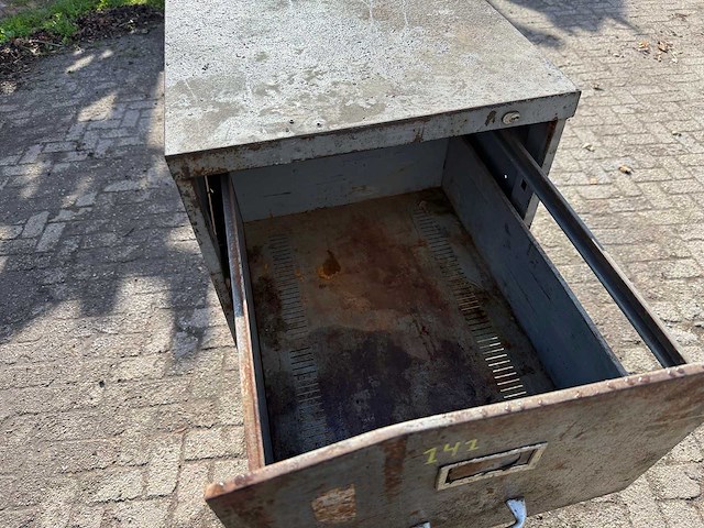 Antieke industriele opslagkast - afbeelding 10 van  12