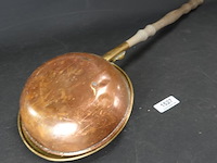 Antieke kastanjepan - afbeelding 5 van  5