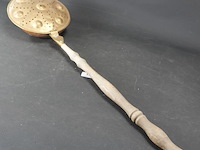 Antieke kastanjepan - afbeelding 2 van  5