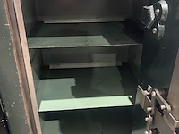Antieke kluis, groen - afbeelding 2 van  5