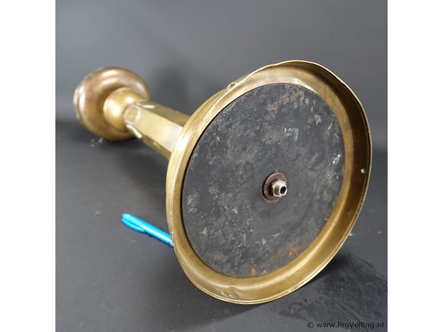 Antieke koper/bronzen kerkkandelaar - afbeelding 5 van  5