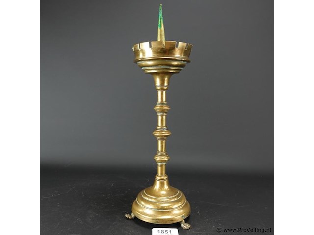 Antieke koperen kerkkandelaar - afbeelding 2 van  5