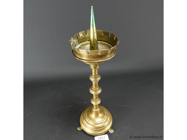 Antieke koperen kerkkandelaar - afbeelding 3 van  5