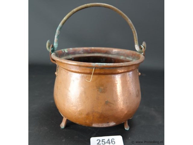 Antieke koperen ketel - afbeelding 1 van  5