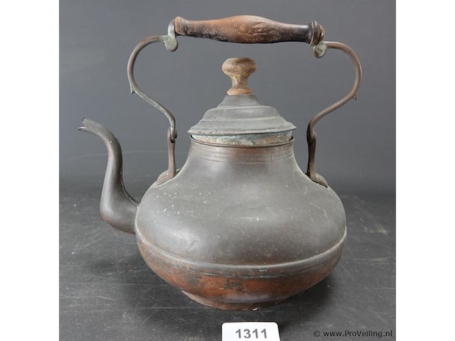 Antieke koperen ketel - afbeelding 1 van  5