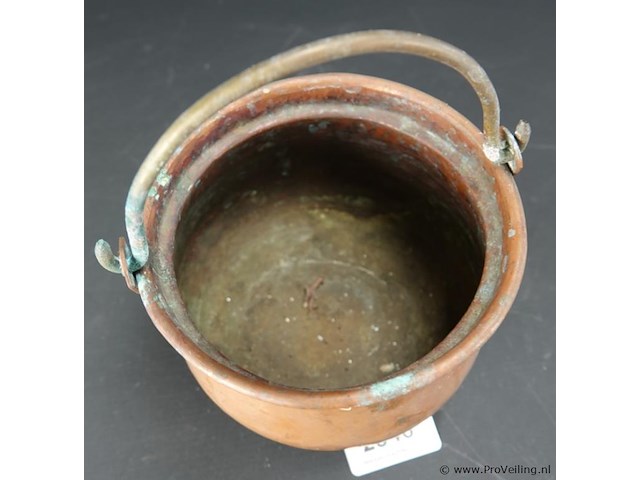 Antieke koperen ketel - afbeelding 3 van  5