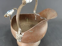 Antieke koperen kolenkit (of kolenemmer/helmpot) uit de vroege 20e eeuw - afbeelding 2 van  5