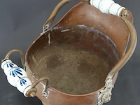 Antieke koperen kolenkit (of kolenemmer/helmpot) uit de vroege 20e eeuw - afbeelding 4 van  5