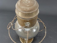 Antieke koperen scheepslamp/stormlantaarn. - afbeelding 5 van  5