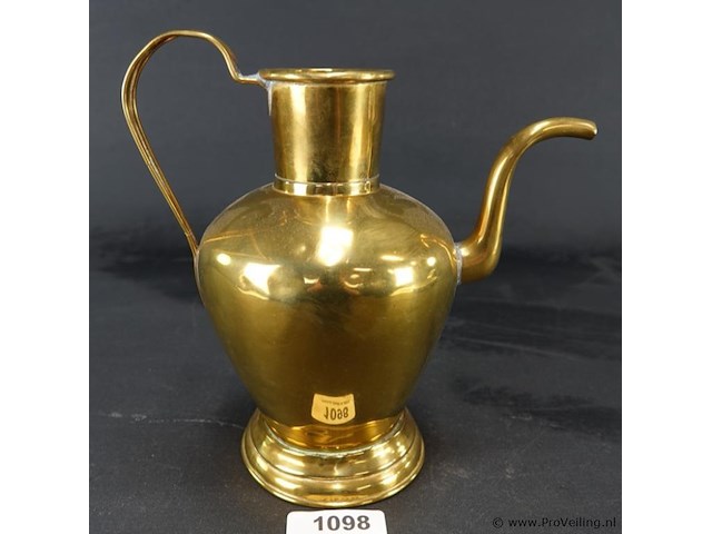 Antieke koperen waterkan - afbeelding 1 van  5