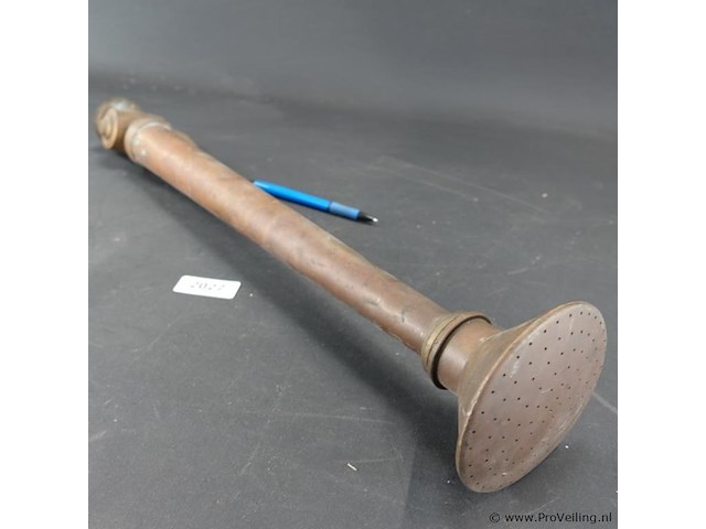 Antieke koperen waterspuit - afbeelding 1 van  5