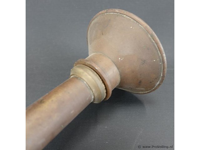 Antieke koperen waterspuit - afbeelding 5 van  5