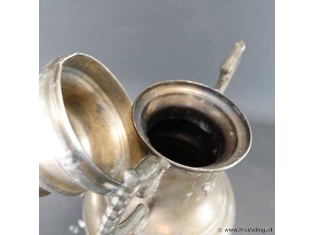 Antieke koperen/bronzen kraantjeskan - afbeelding 3 van  5