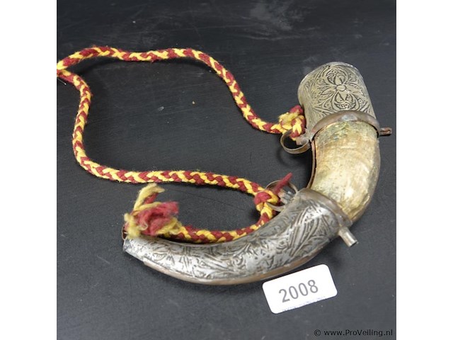 Antieke kruithoorn been met tinbeslag - afbeelding 1 van  5