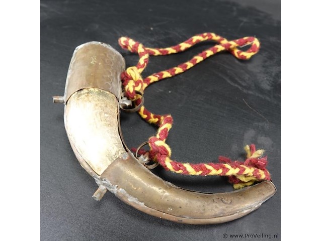 Antieke kruithoorn been met tinbeslag - afbeelding 2 van  5