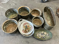 Antieke lepels, speldjes en koperen schalen - afbeelding 1 van  8