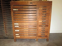 Antieke letterkast