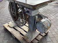 Antieke lintzaagmachine - afbeelding 4 van  6