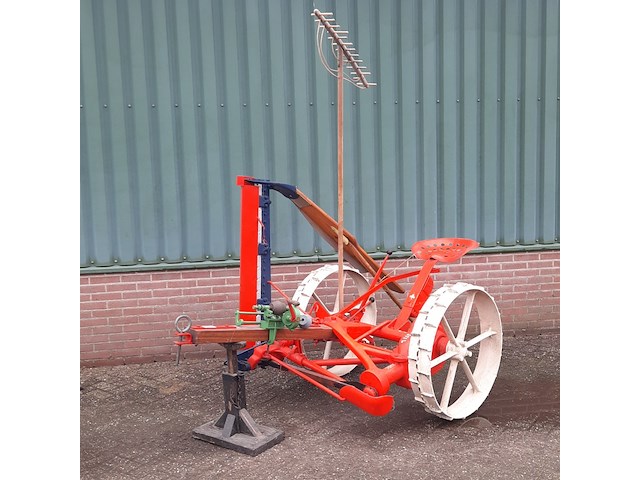 Antieke maaibalk skurup, 371 l - afbeelding 1 van  20