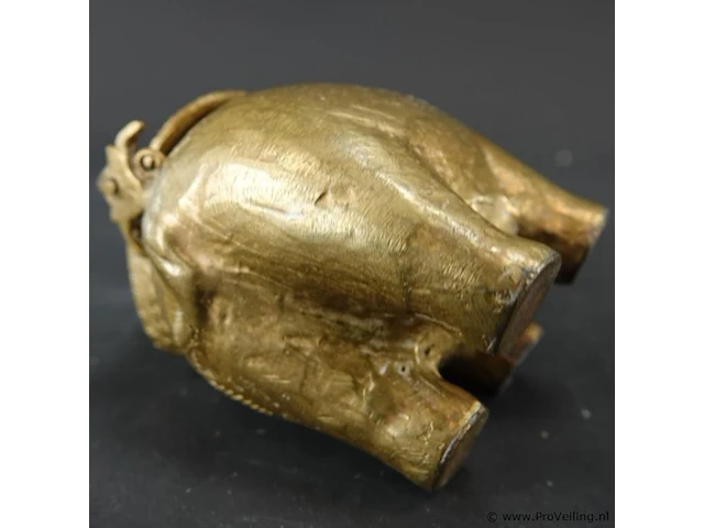Antieke messing of bronzen theepot of schenkkan in de vorm van een olifant - afbeelding 8 van  8