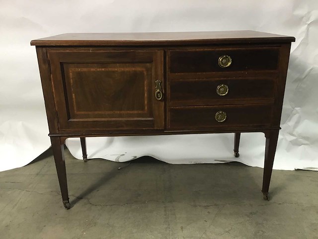 Antieke mobile theetafel - afbeelding 1 van  7