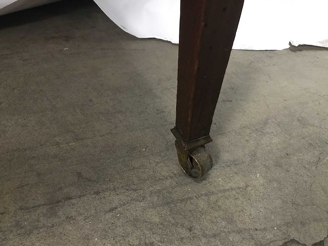 Antieke mobile theetafel - afbeelding 7 van  7