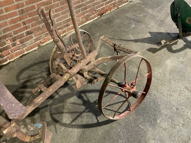 Antieke paardenploeg - afbeelding 4 van  4