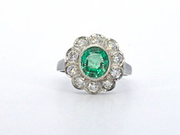 Antieke platina ring met een colombiaanse smaragd en natuurlijke diamanten - afbeelding 1 van  11