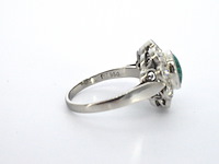 Antieke platina ring met een colombiaanse smaragd en natuurlijke diamanten - afbeelding 9 van  11