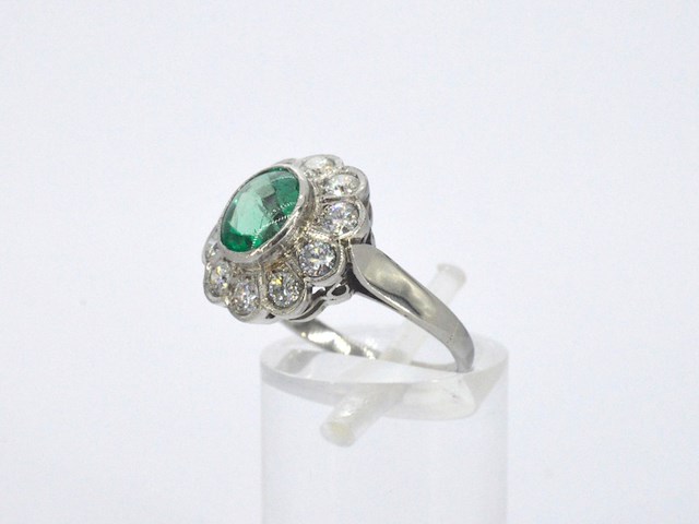 Antieke platina ring met een colombiaanse smaragd en natuurlijke diamanten - afbeelding 10 van  11