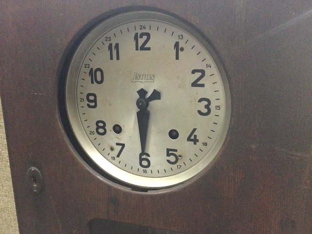 Antieke prikklok - afbeelding 2 van  3