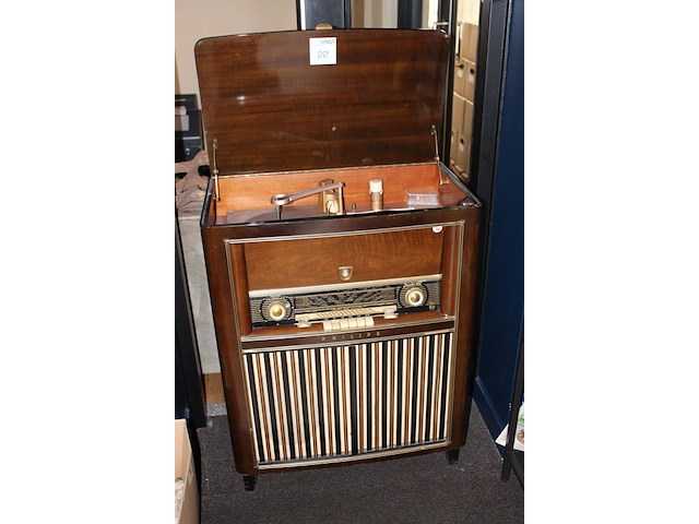 Antieke radio- / platenspelerkast philips jupiter 652. platenspeler defect werking radio onbekend. afmeting... - afbeelding 2 van  4