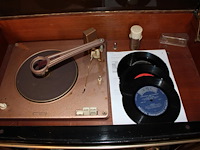 Antieke radio- / platenspelerkast philips jupiter 652. platenspeler defect werking radio onbekend. afmeting... - afbeelding 3 van  4