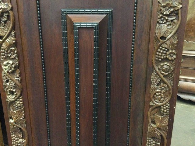 Antieke rankenkast - afbeelding 2 van  4