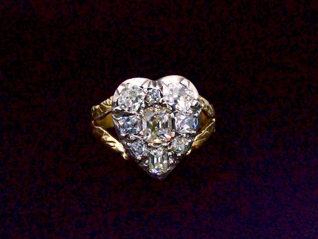 Antieke ring met oud geslepen diamanten - afbeelding 3 van  8
