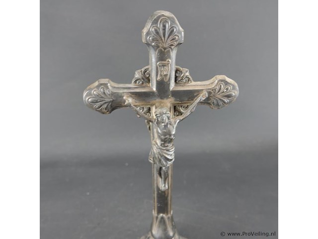 Antieke staande crucifix - afbeelding 3 van  5