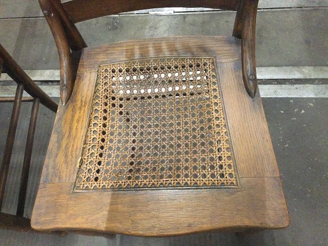 Antieke stoel (2x) - afbeelding 2 van  4