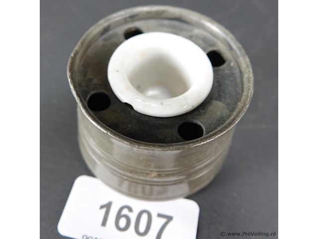 Antieke tinnen inktpot met porseleinen inktbak - afbeelding 2 van  3