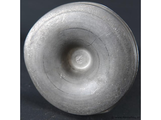 Antieke tinnen kandelaar - afbeelding 5 van  5