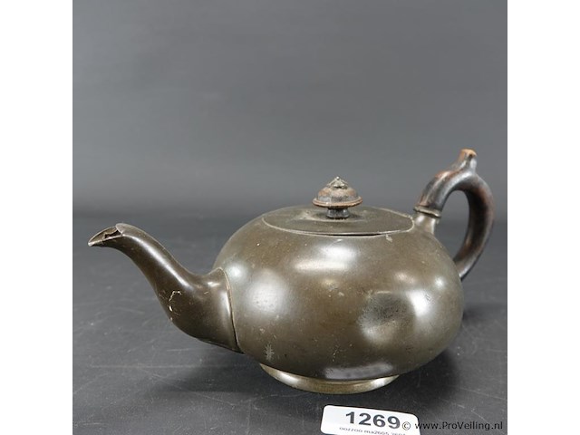 Antieke tinnen theepot - afbeelding 1 van  5