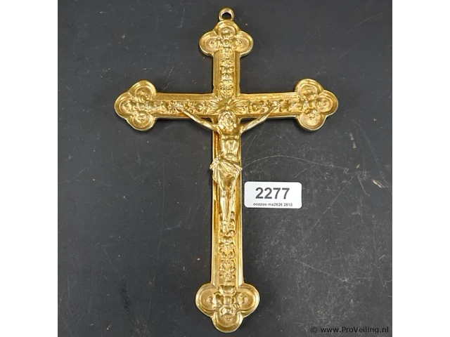 Antieke verguld bronzen crucifix in neogotische stijl; - afbeelding 1 van  5